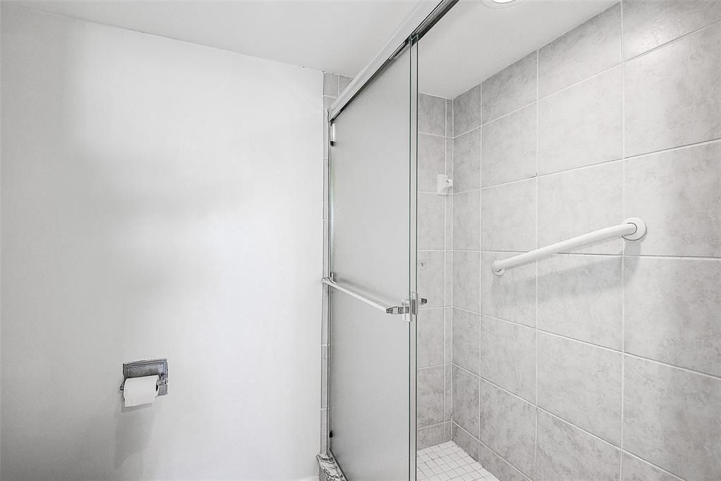 For Sale: $344,900 (2 beds, 2 baths, 1308 Square Feet)