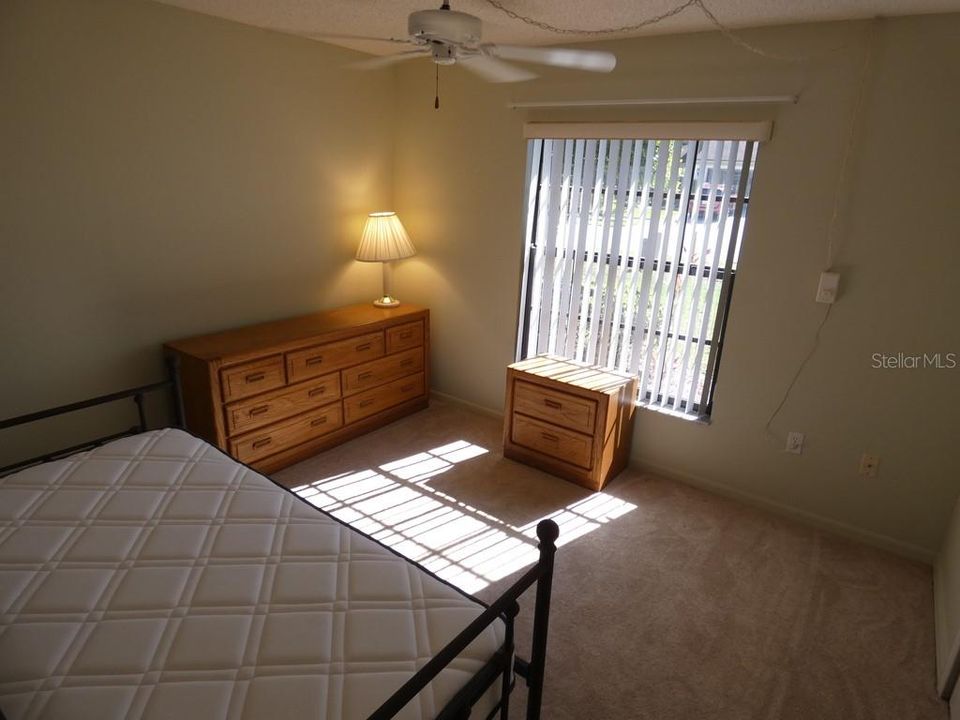 For Sale: $268,000 (2 beds, 2 baths, 1175 Square Feet)