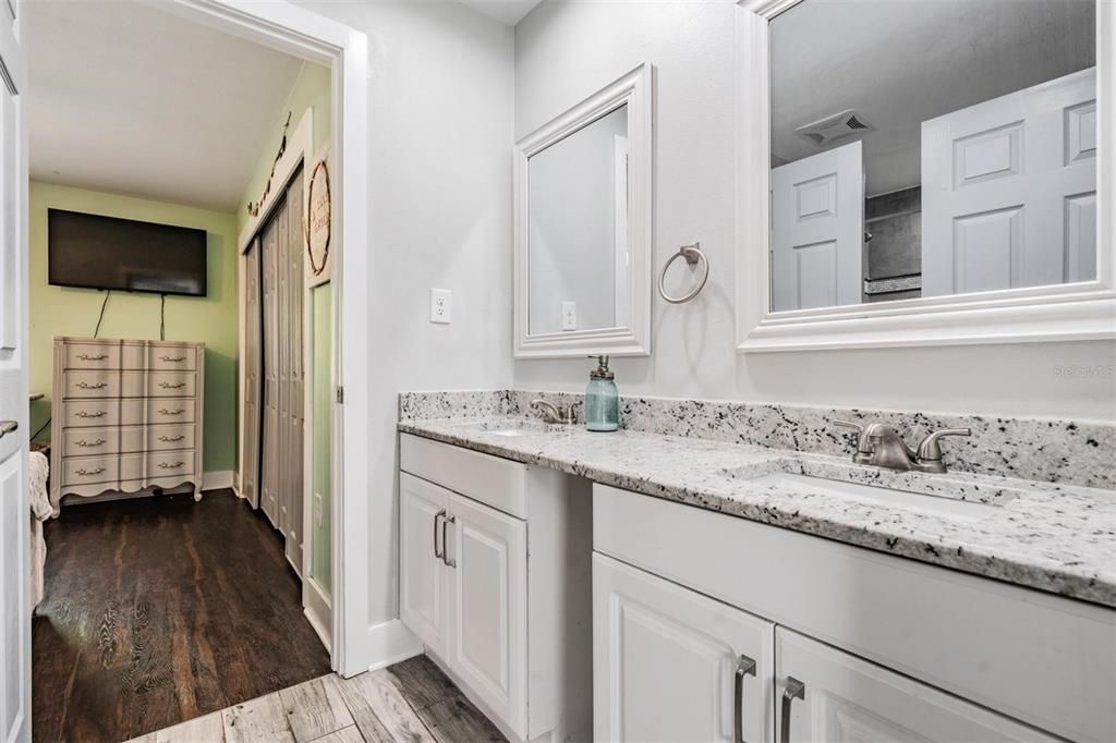 Active With Contract: $659,900 (5 beds, 2 baths, 2623 Square Feet)