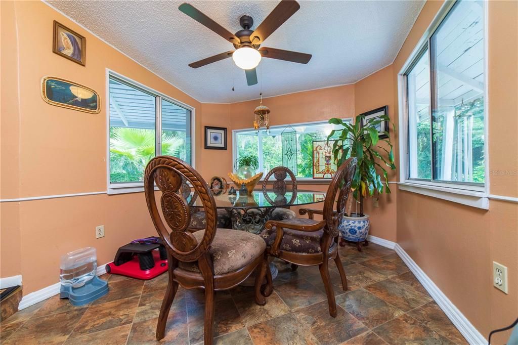 Active With Contract: $279,000 (5 beds, 2 baths, 2650 Square Feet)
