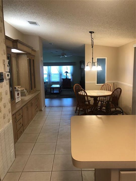 Recently Sold: $199,900 (2 beds, 2 baths, 1133 Square Feet)