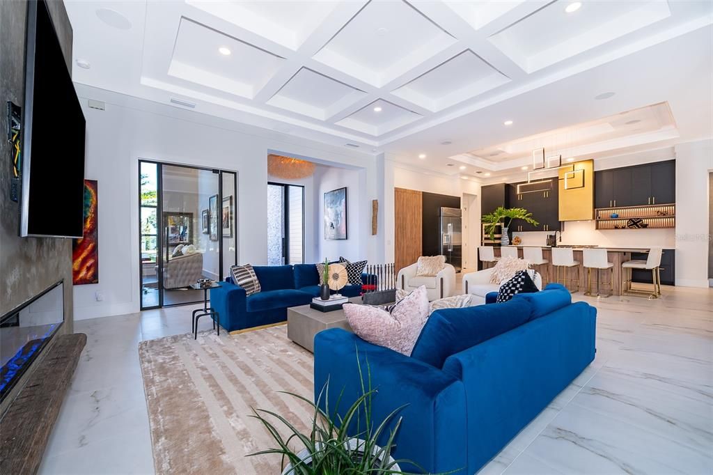 For Sale: $2,635,000 (4 beds, 4 baths, 3786 Square Feet)
