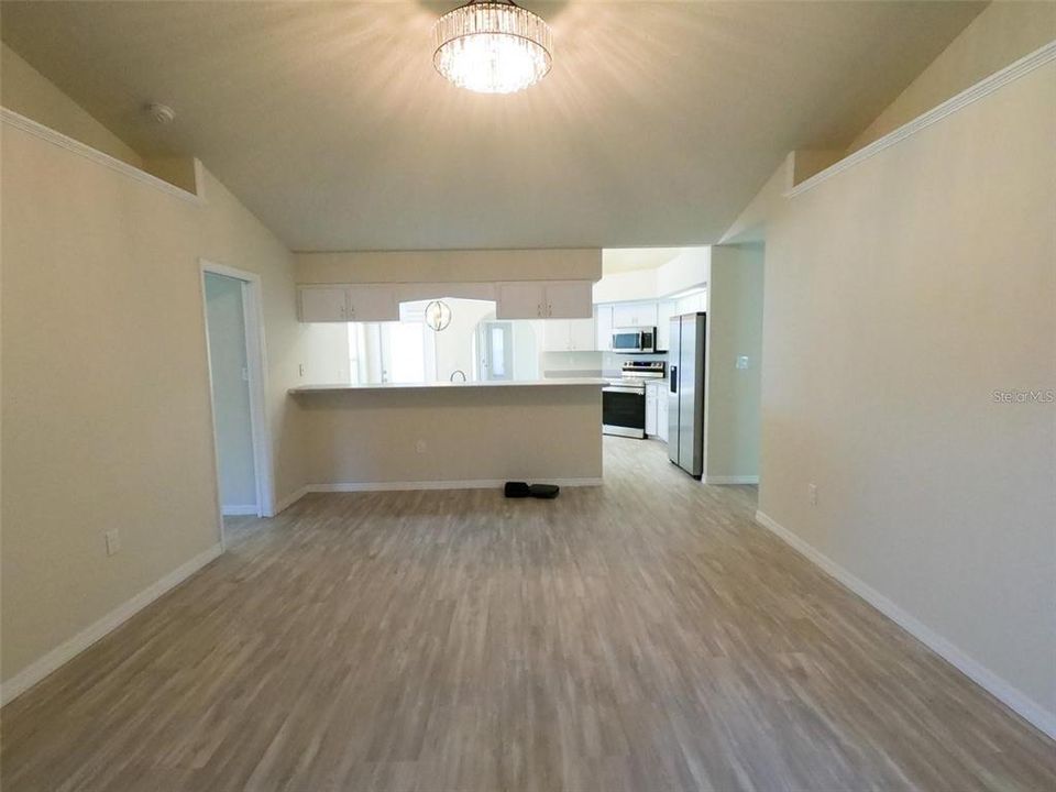 For Rent: $3,000 (3 beds, 2 baths, 2191 Square Feet)