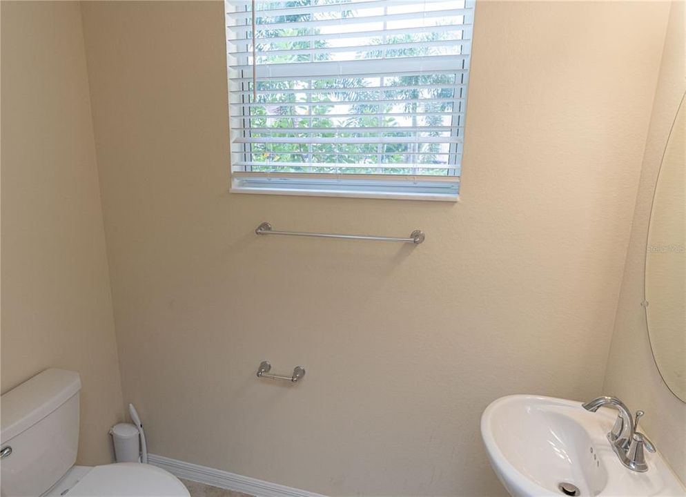 For Rent: $2,500 (3 beds, 2 baths, 1934 Square Feet)
