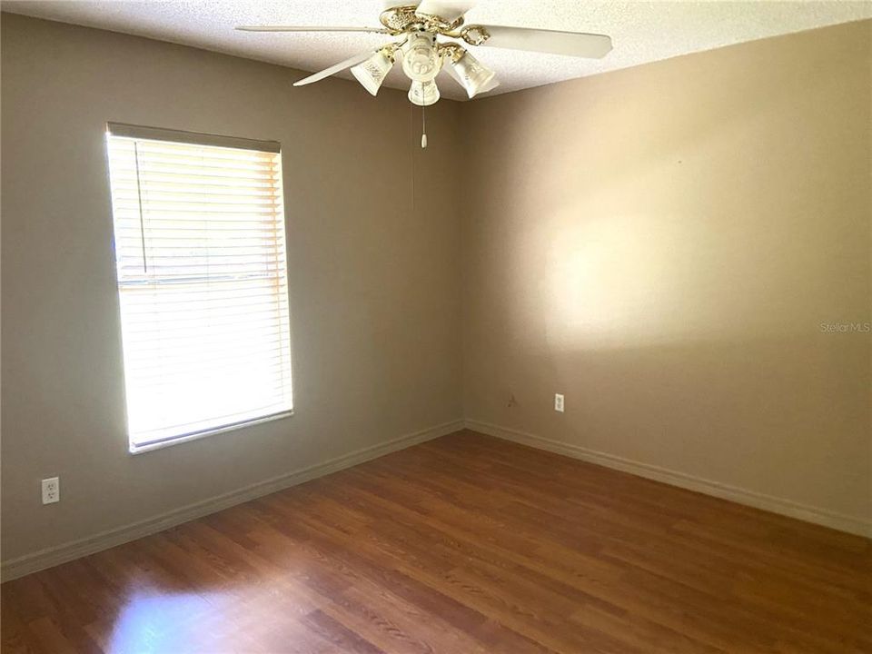 For Rent: $1,950 (3 beds, 2 baths, 2028 Square Feet)