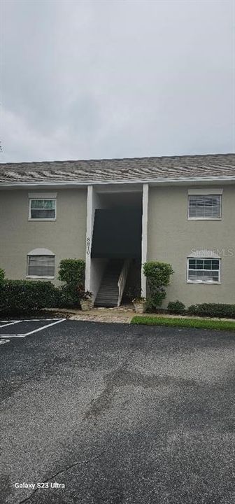 Active With Contract: $195,000 (1 beds, 1 baths, 827 Square Feet)