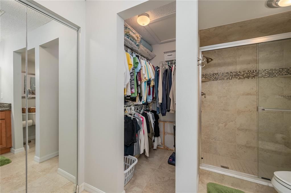 Walk-in closet