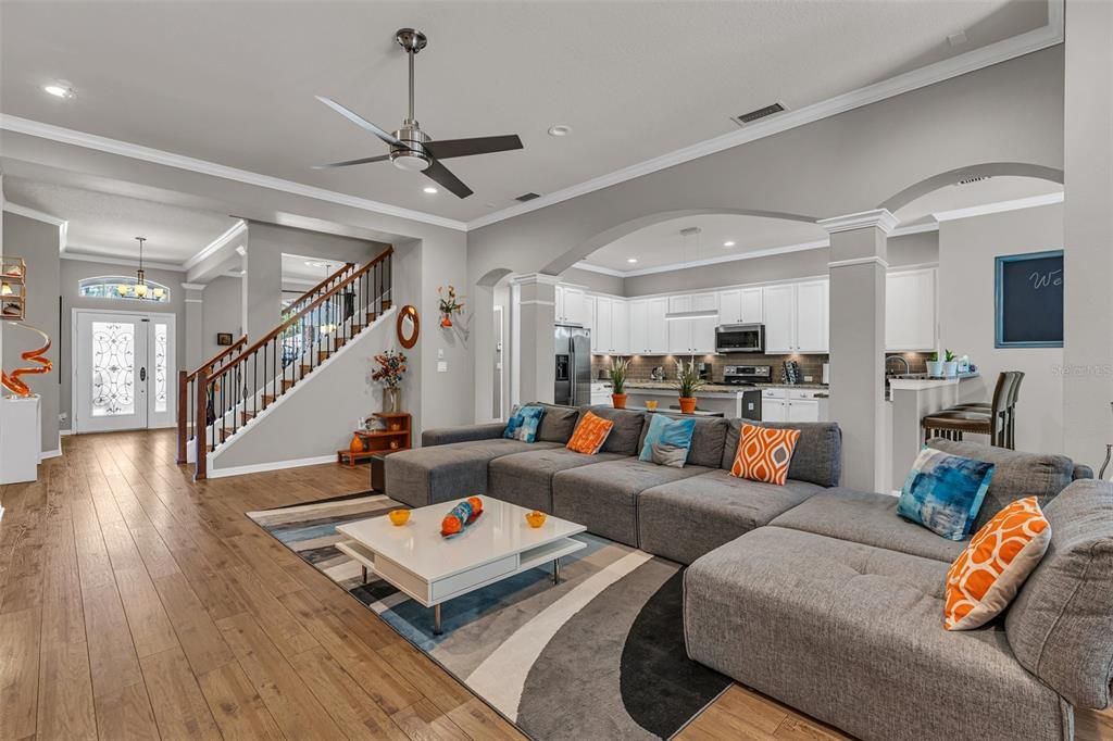 Active With Contract: $799,900 (5 beds, 3 baths, 3384 Square Feet)