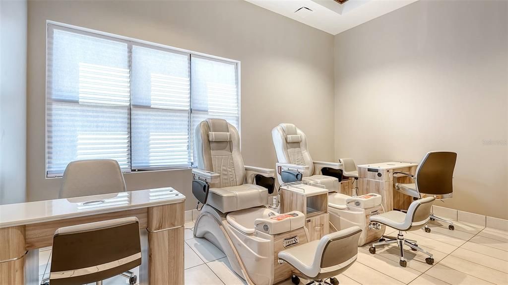 For Rent: $12,500 (3 beds, 3 baths, 2650 Square Feet)