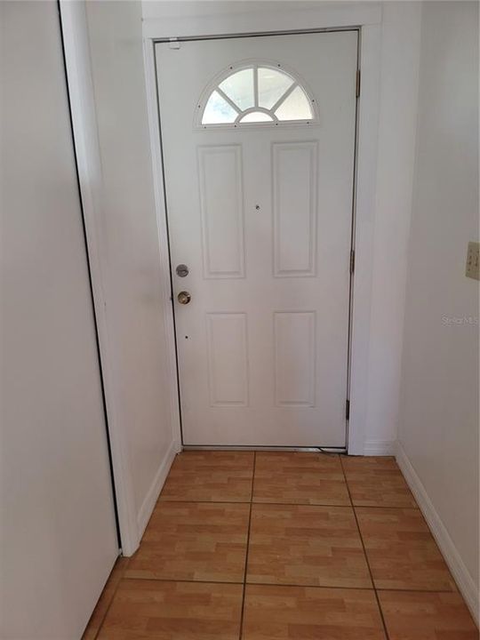 For Rent: $2,500 (3 beds, 2 baths, 1456 Square Feet)