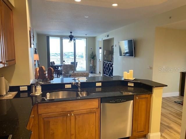 For Rent: $3,500 (2 beds, 2 baths, 1758 Square Feet)