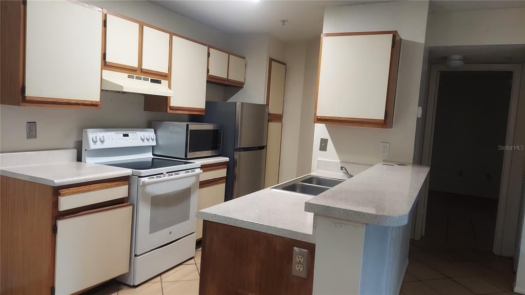 Recently Rented: $1,495 (2 beds, 2 baths, 1019 Square Feet)