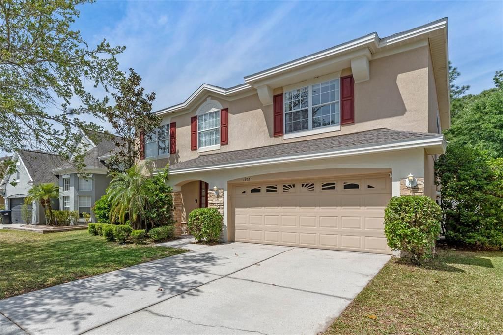 Active With Contract: $529,000 (5 beds, 3 baths, 2733 Square Feet)