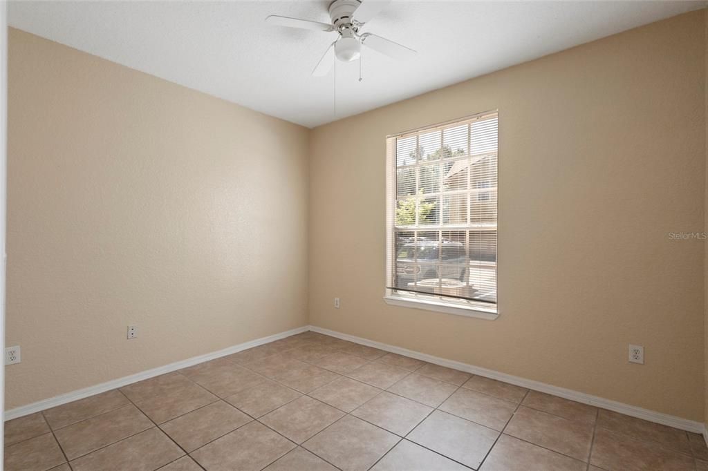 Active With Contract: $235,000 (3 beds, 2 baths, 1194 Square Feet)