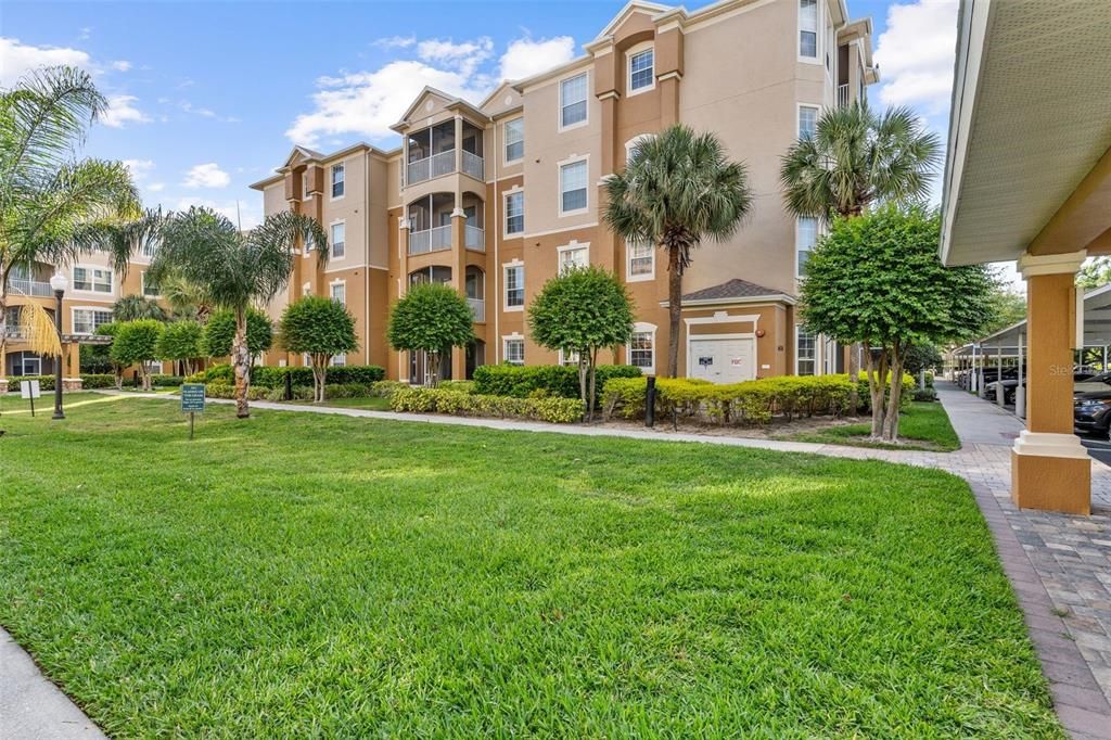 Recently Sold: $230,000 (2 beds, 2 baths, 1112 Square Feet)