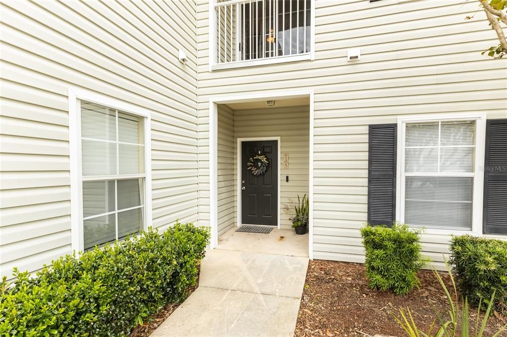 Active With Contract: $239,900 (3 beds, 2 baths, 1555 Square Feet)