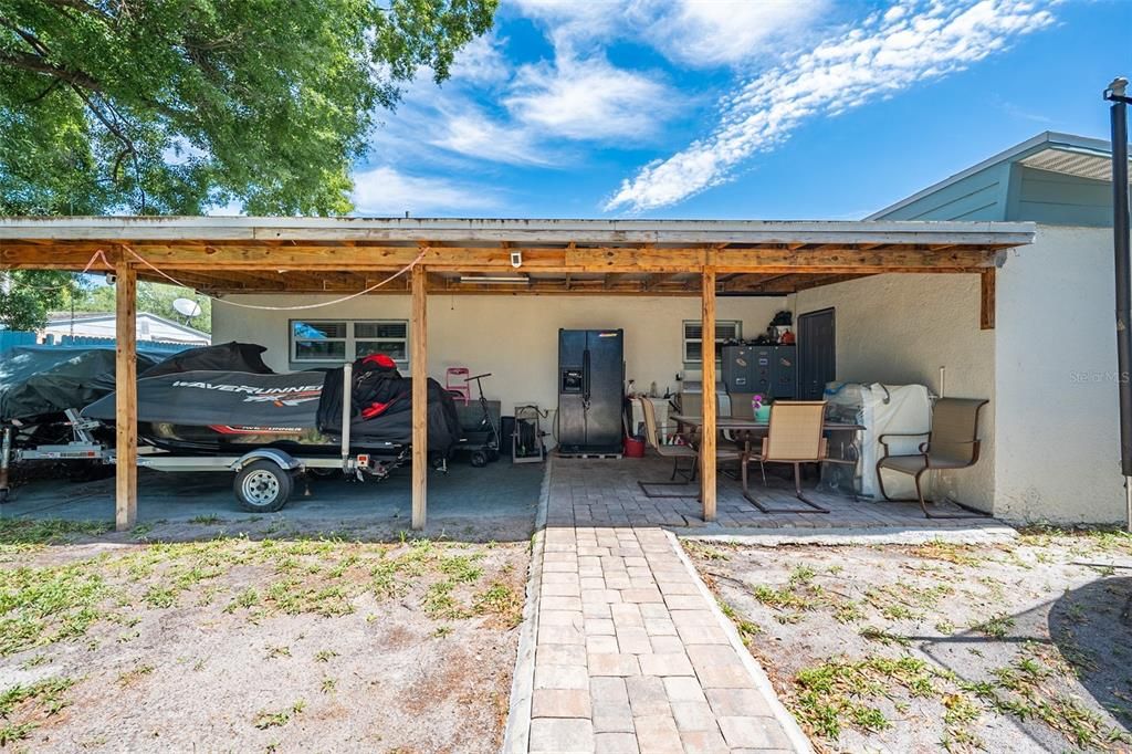 Active With Contract: $309,000 (4 beds, 2 baths, 1650 Square Feet)