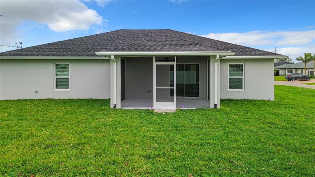 For Sale: $379,900 (4 beds, 2 baths, 1809 Square Feet)