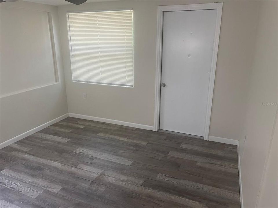 For Rent: $1,425 (3 beds, 1 baths, 851 Square Feet)