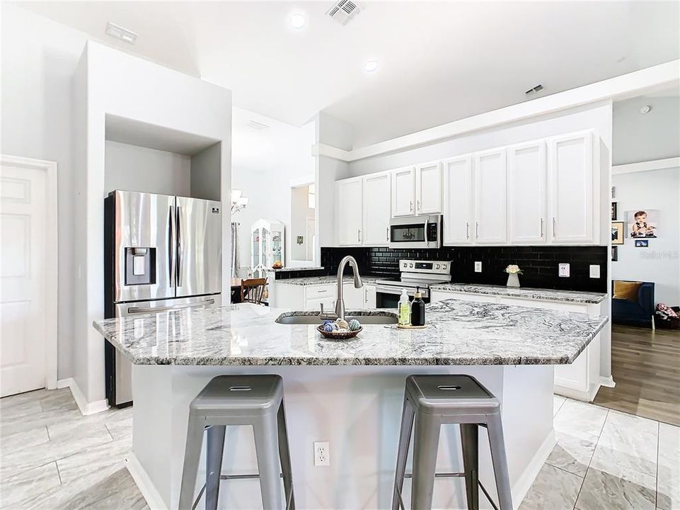 Active With Contract: $440,000 (4 beds, 3 baths, 2431 Square Feet)