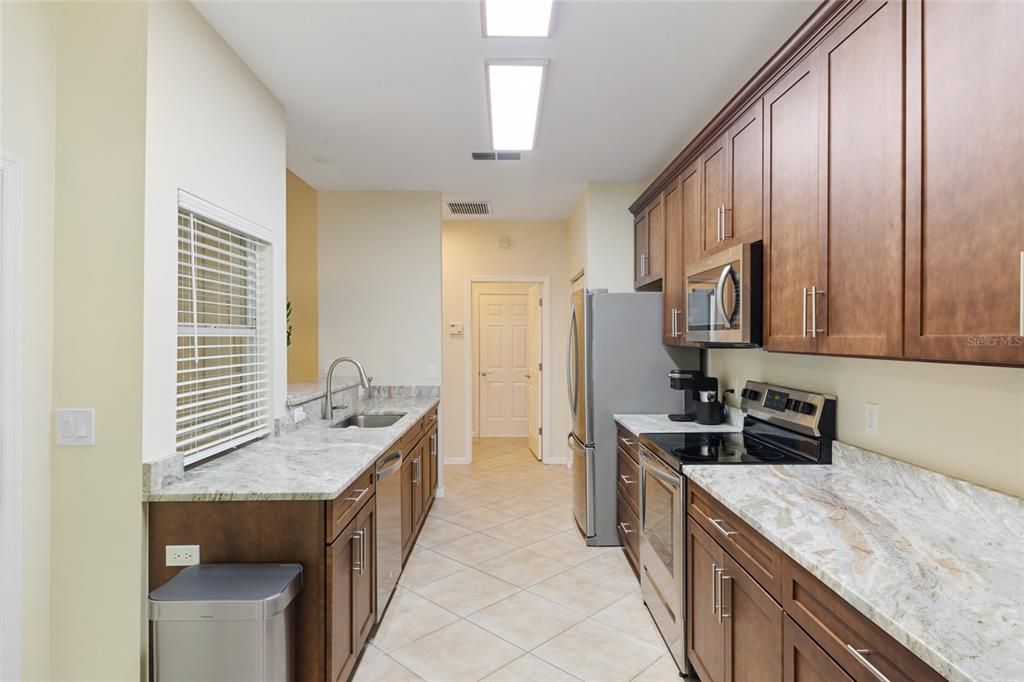 Recently Sold: $373,500 (3 beds, 2 baths, 1651 Square Feet)