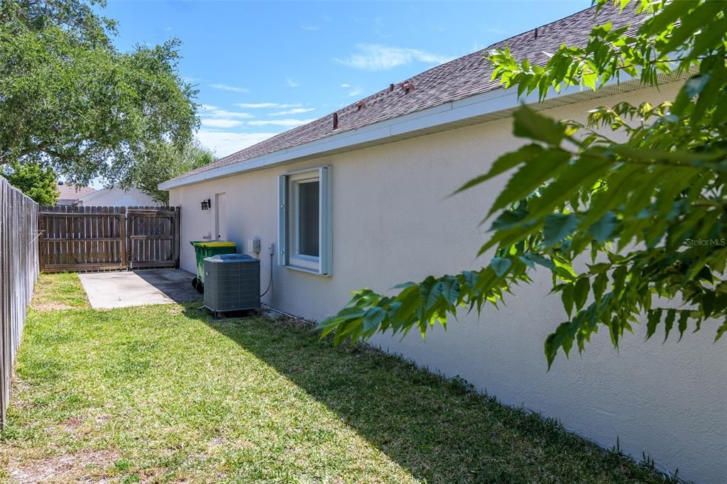 For Sale: $449,900 (4 beds, 2 baths, 2216 Square Feet)