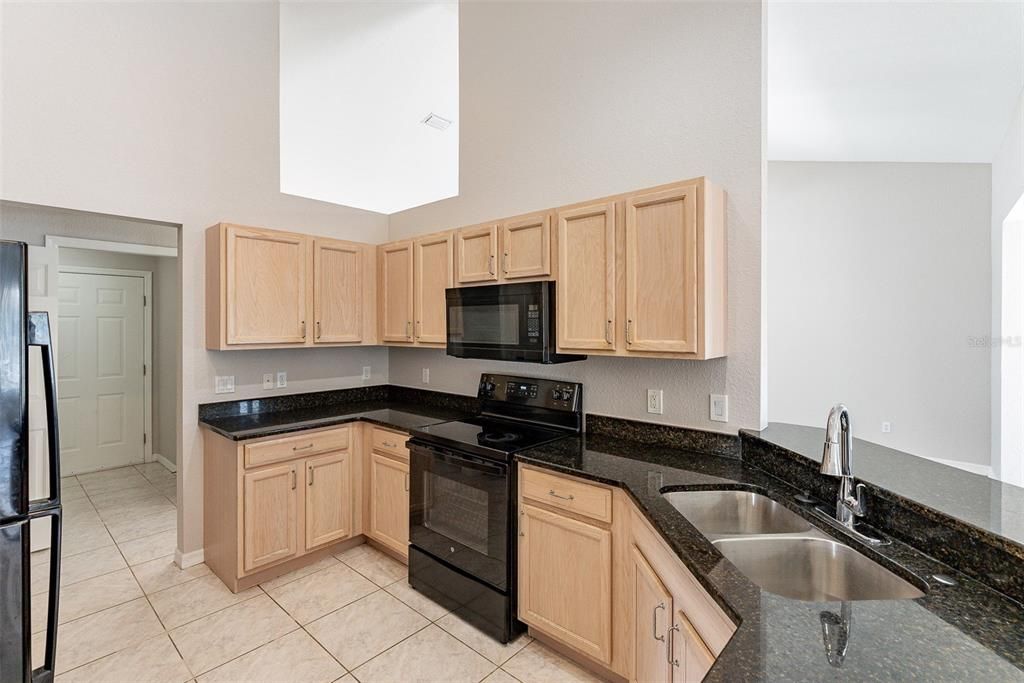 For Sale: $440,000 (3 beds, 2 baths, 2099 Square Feet)