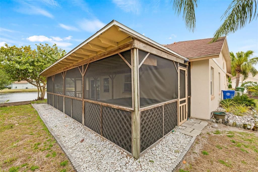 For Sale: $425,000 (3 beds, 2 baths, 1727 Square Feet)