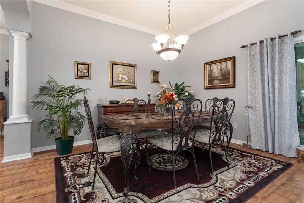 For Sale: $439,000 (3 beds, 2 baths, 1918 Square Feet)