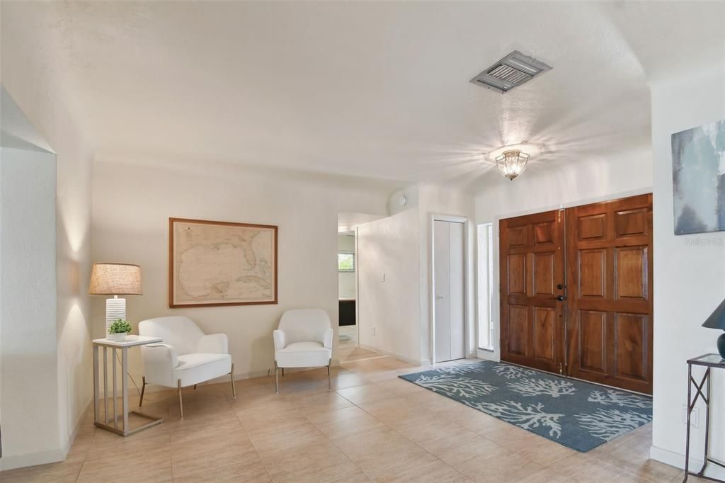 For Sale: $1,575,000 (2 beds, 2 baths, 1749 Square Feet)