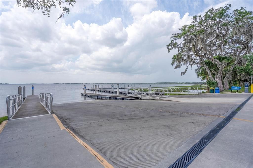 Clermont Boat Ramp (approx 1 mile away)