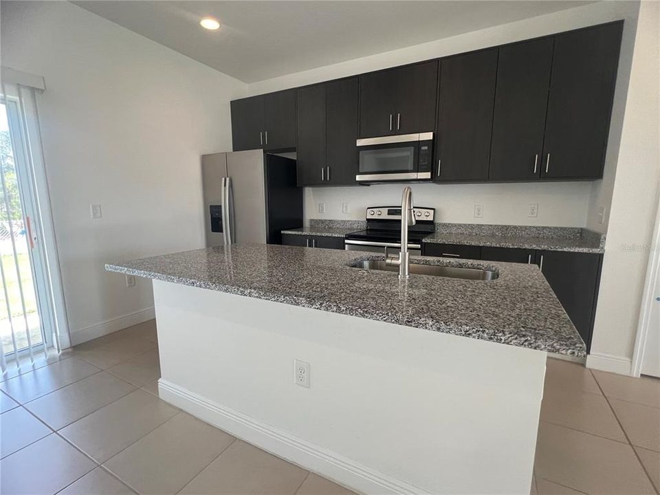 Active With Contract: $1,850 (4 beds, 2 baths, 1580 Square Feet)
