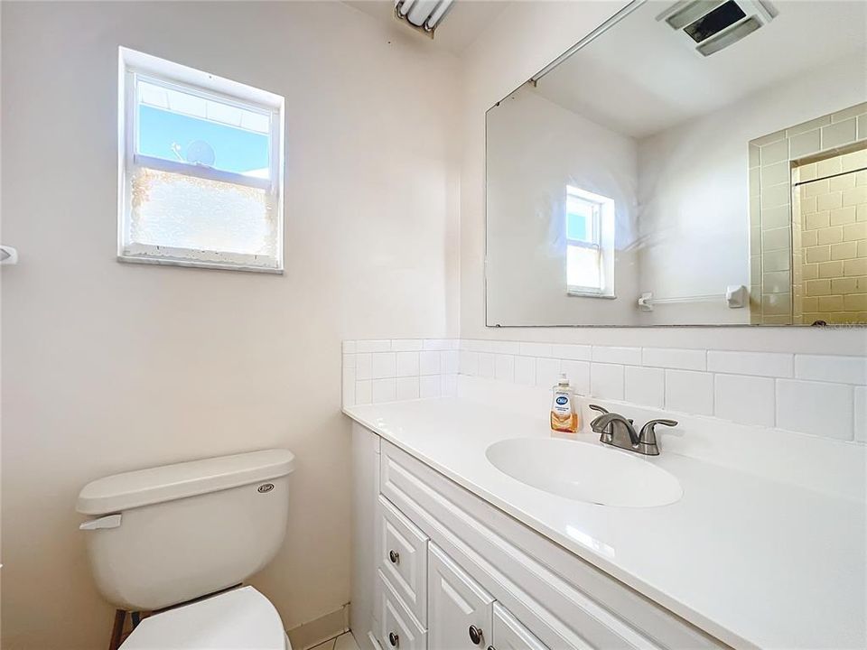 For Sale: $255,000 (2 beds, 2 baths, 1465 Square Feet)