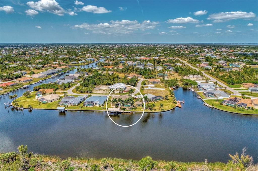 Recently Sold: $1,175,000 (3 beds, 3 baths, 2834 Square Feet)