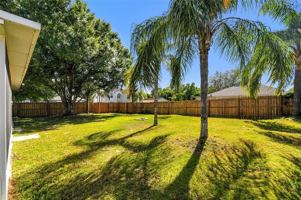 Active With Contract: $389,900 (4 beds, 2 baths, 2848 Square Feet)