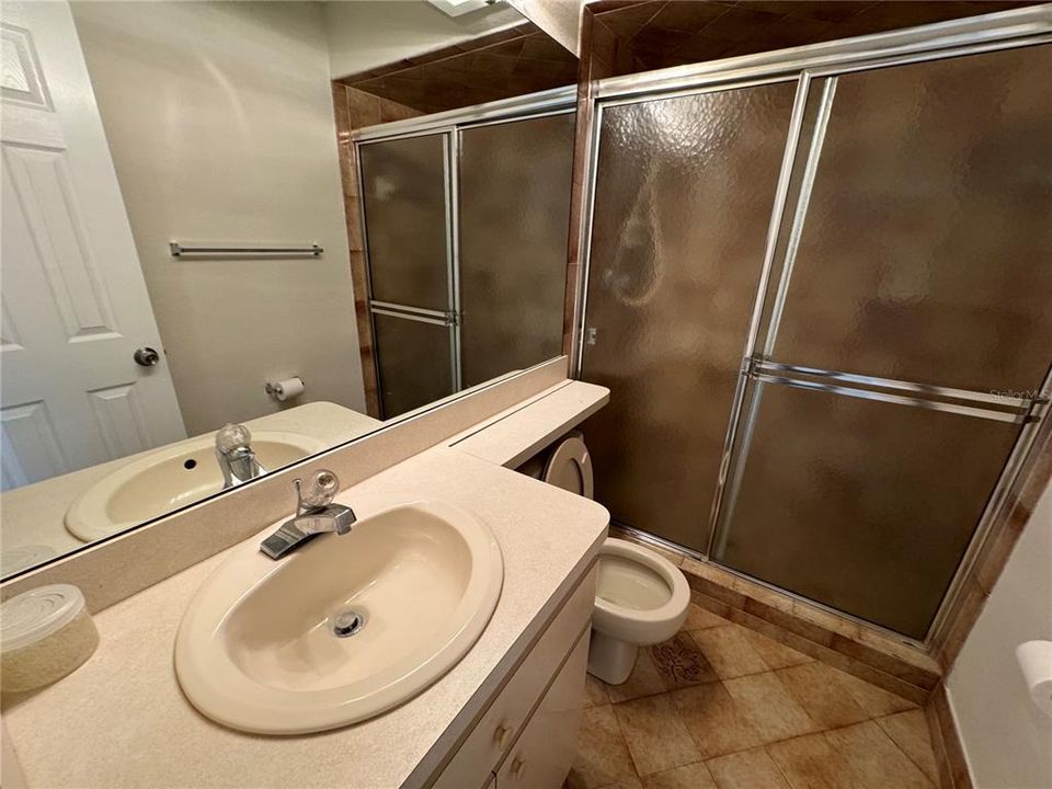 最近租的: $2,300 (2 贝兹, 2 浴室, 1416 平方英尺)