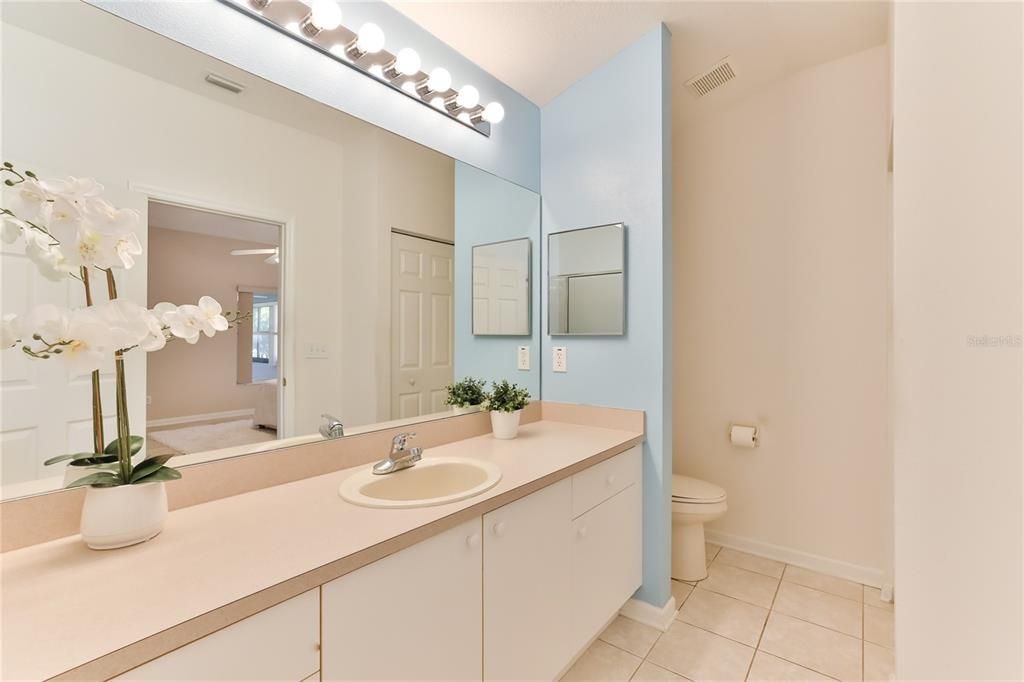 For Sale: $329,000 (2 beds, 2 baths, 1534 Square Feet)