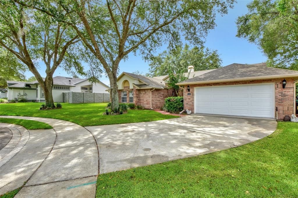Active With Contract: $479,900 (4 beds, 2 baths, 2471 Square Feet)
