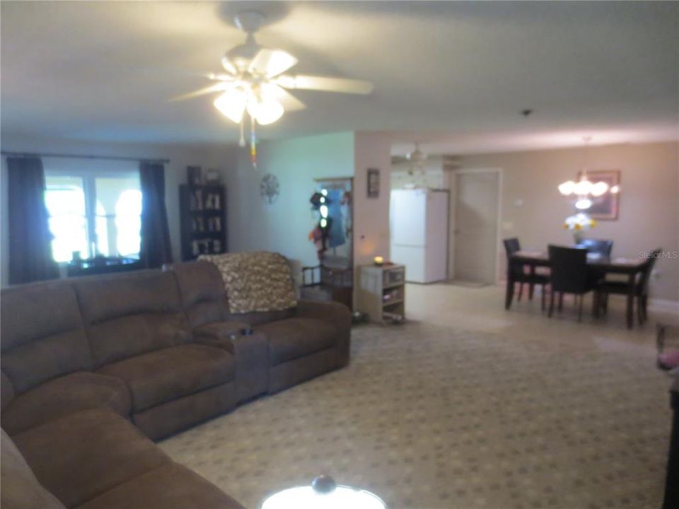 Active With Contract: $229,900 (3 beds, 2 baths, 1668 Square Feet)
