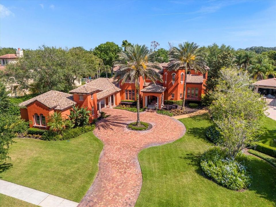 For Sale: $3,499,999 (6 beds, 6 baths, 7718 Square Feet)