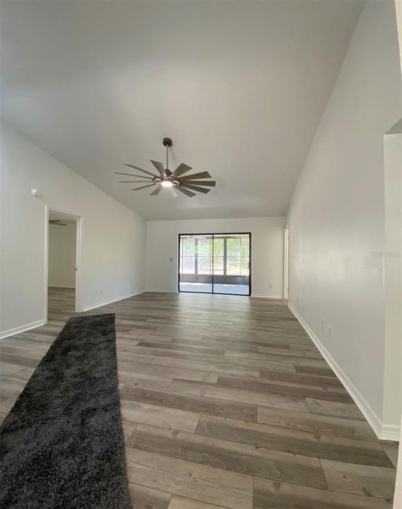 Active With Contract: $259,000 (3 beds, 2 baths, 1314 Square Feet)