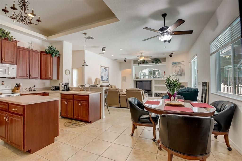 Active With Contract: $575,900 (4 beds, 3 baths, 2568 Square Feet)