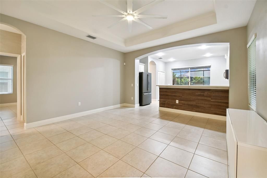For Sale: $399,000 (3 beds, 2 baths, 1515 Square Feet)