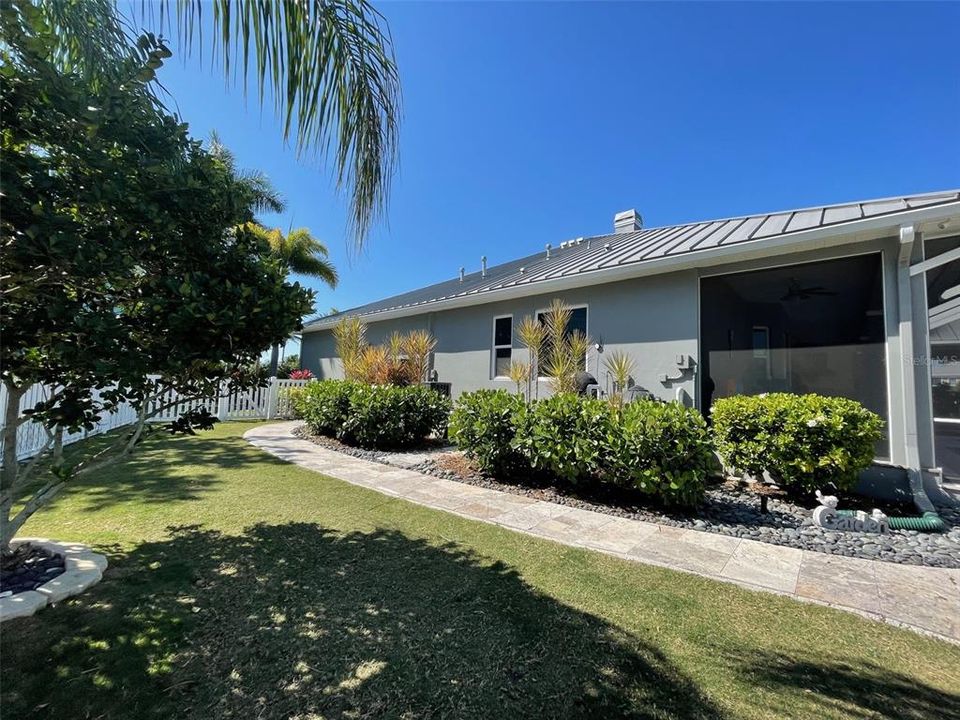 Recently Sold: $1,264,000 (3 beds, 3 baths, 3118 Square Feet)