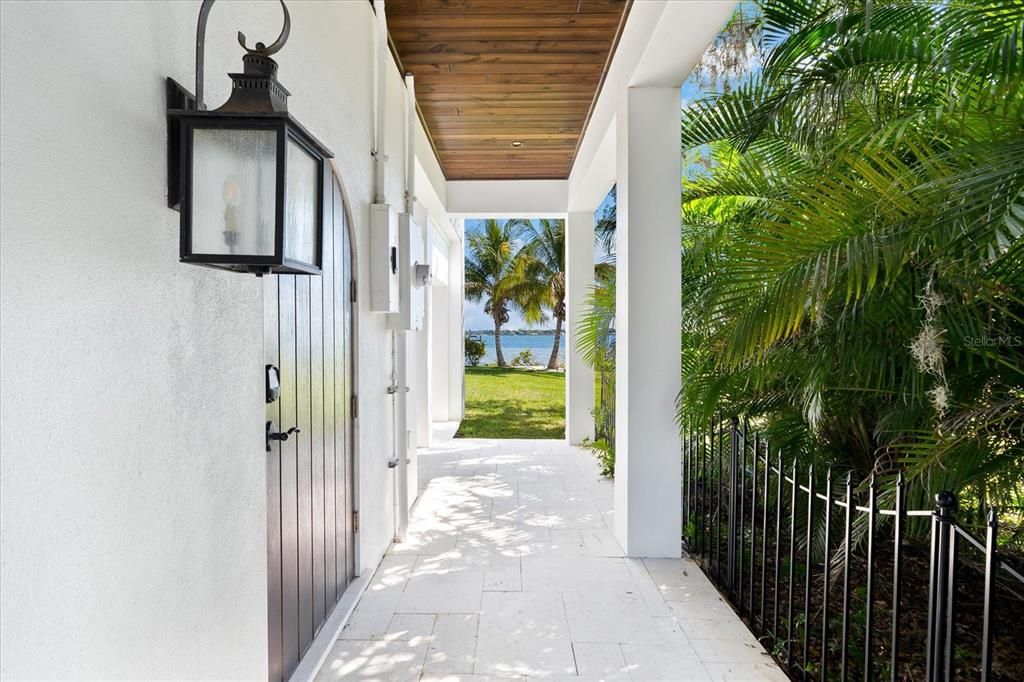 Active With Contract: $2,400,000 (3 beds, 3 baths, 2416 Square Feet)