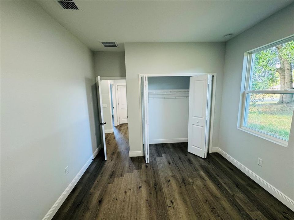 For Rent: $2,150 (4 beds, 2 baths, 1636 Square Feet)