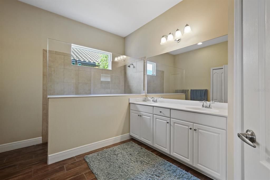 For Sale: $1,030,000 (3 beds, 2 baths, 2181 Square Feet)
