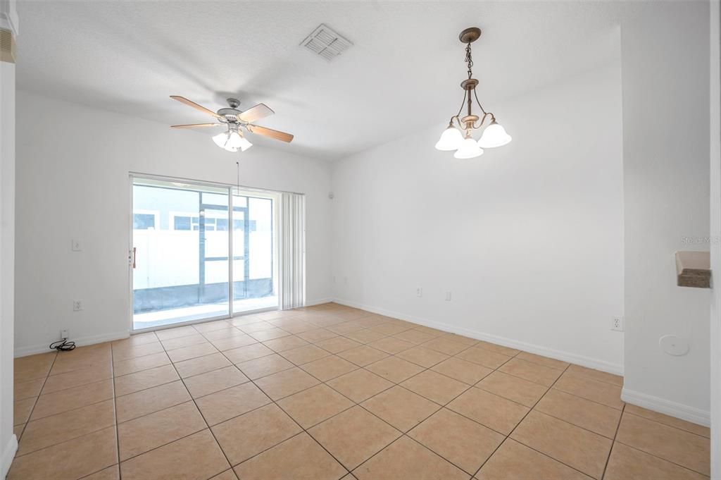 For Rent: $1,850 (2 beds, 2 baths, 1008 Square Feet)