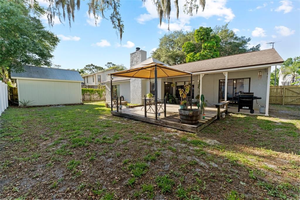 For Sale: $385,000 (4 beds, 2 baths, 1928 Square Feet)