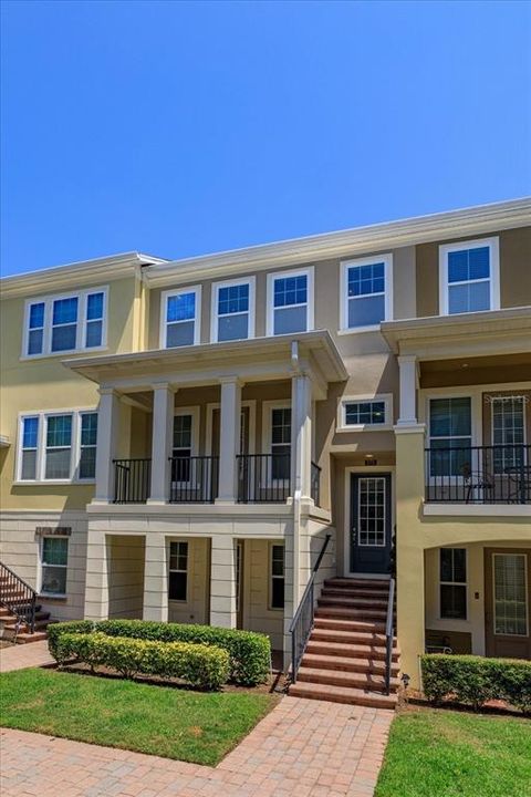 Active With Contract: $499,000 (4 beds, 3 baths, 2132 Square Feet)